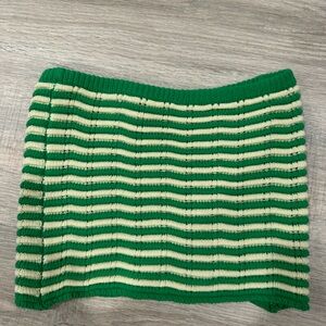 Green stripe strapless top
